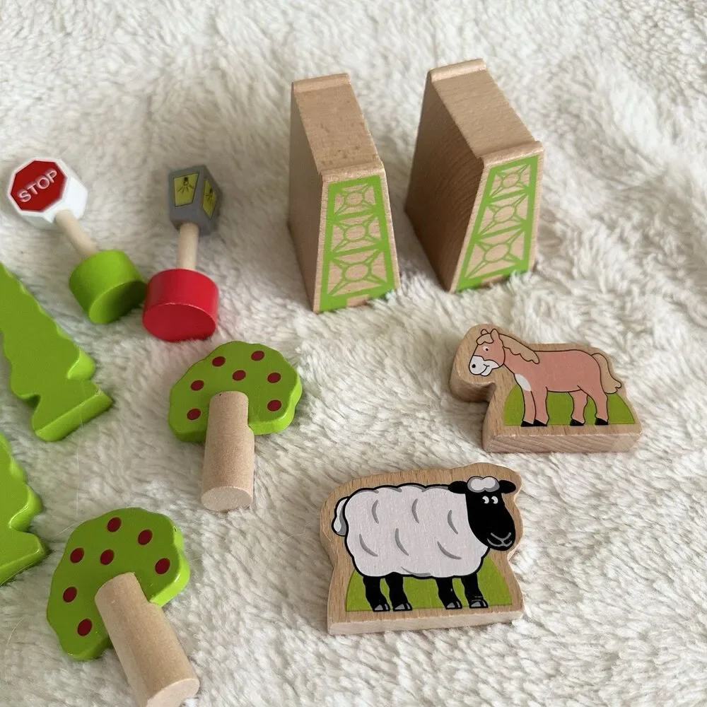 Wooden Train Accessories 19 Piece Lot Tree Animal Buildings Pretend Play Toys